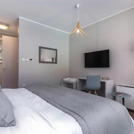 Four-bedroom In Veprinac