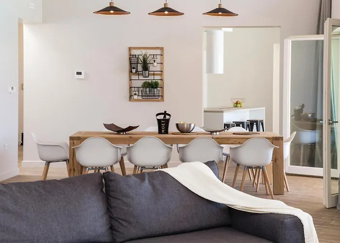 Four-bedroom In * Veprinac