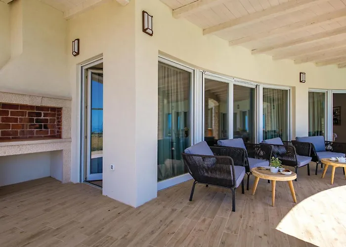 Four-bedroom In * Veprinac