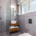 Σπίτι διακοπών Four-bedroom In *